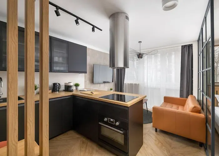 City Center Modern Apartment By Ecru Wwa63