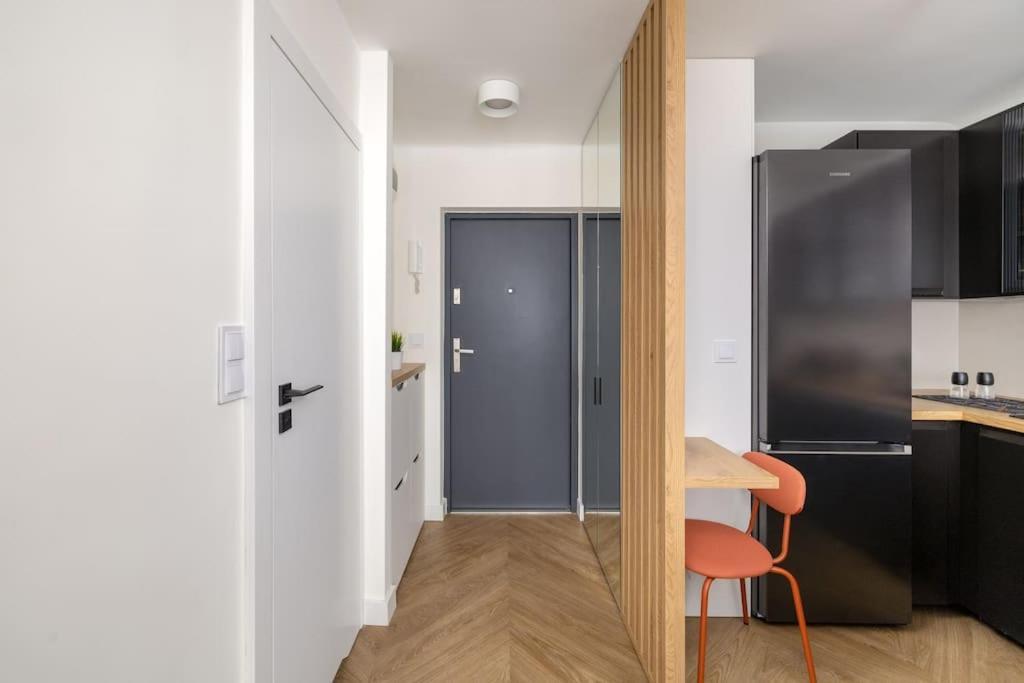 City Center Modern By Ecru Wwa63 *