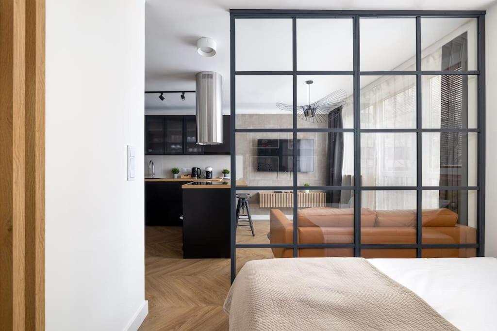 City Center Modern By Ecru Wwa63 * Warsaw