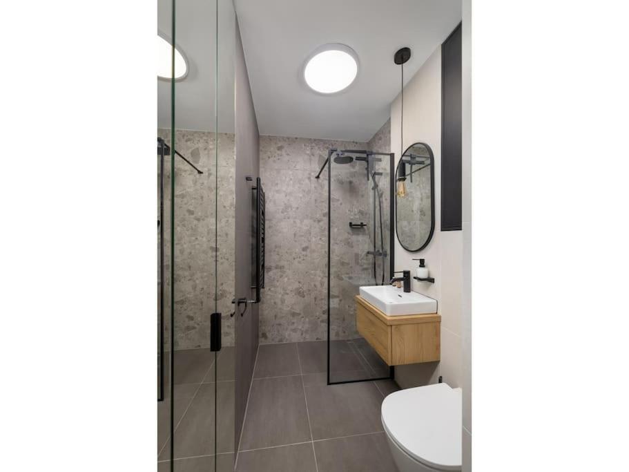 City Center Modern By Ecru Wwa63 Apartament *